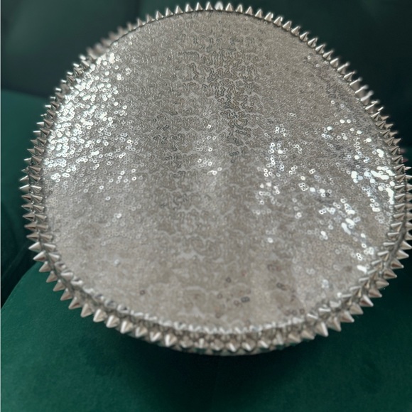 Hat - Picture 4 of 4